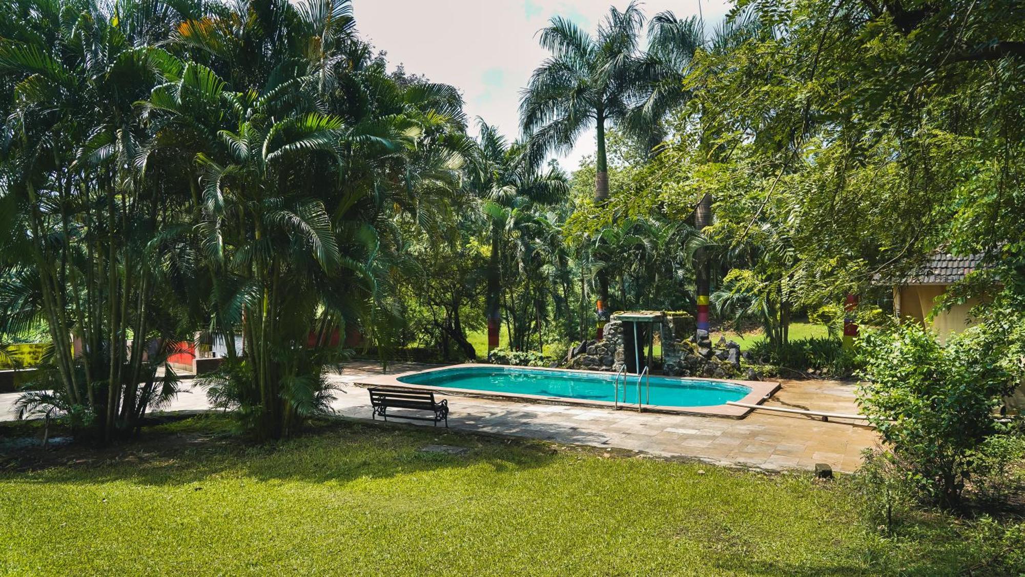 Whispering Peepul Resort Badlapur Exterior foto